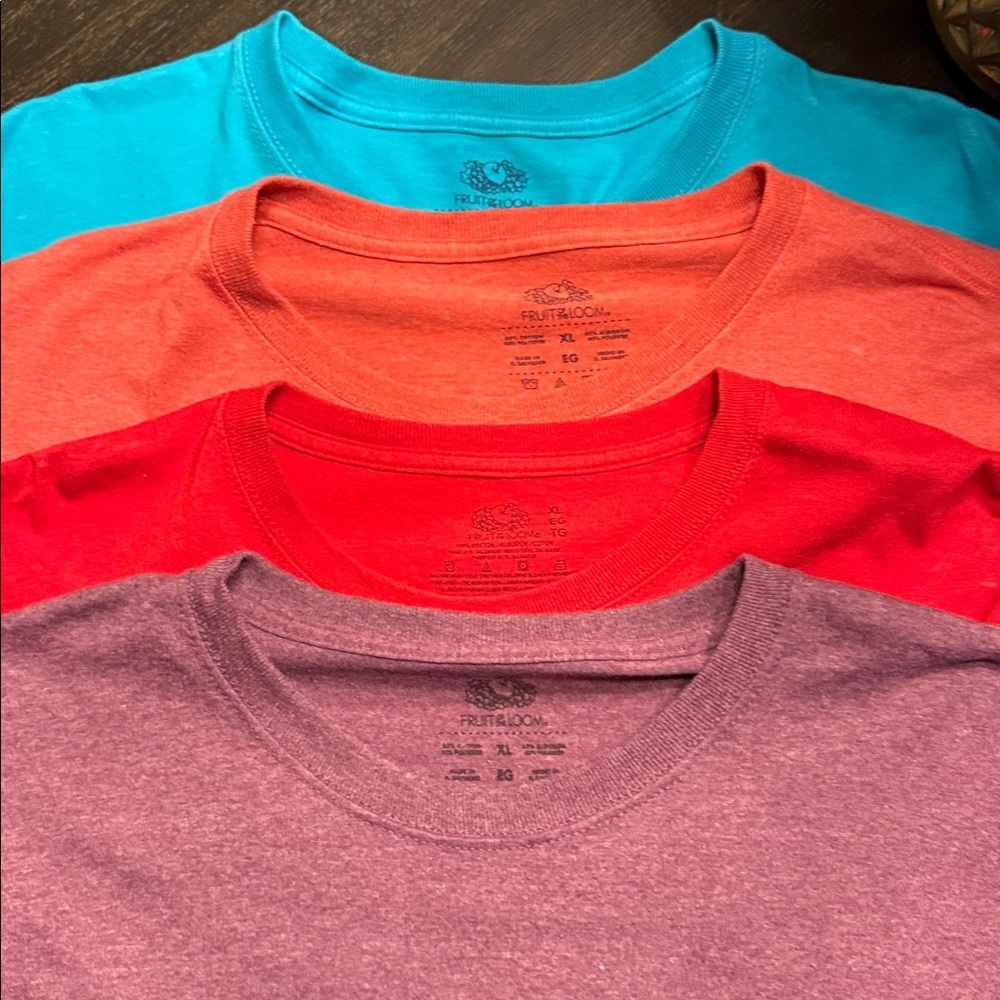 Four Fruit of the Loom tees EUC